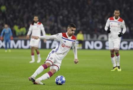 還反映出他 還反映出他